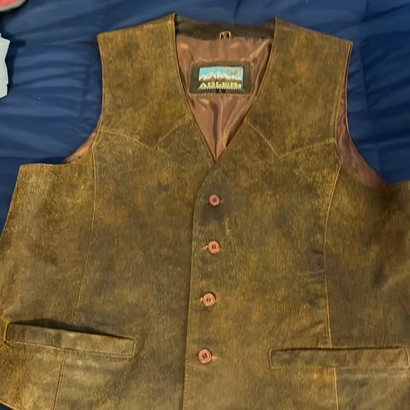 Genuine Leather Vest - Picture 1 of 5